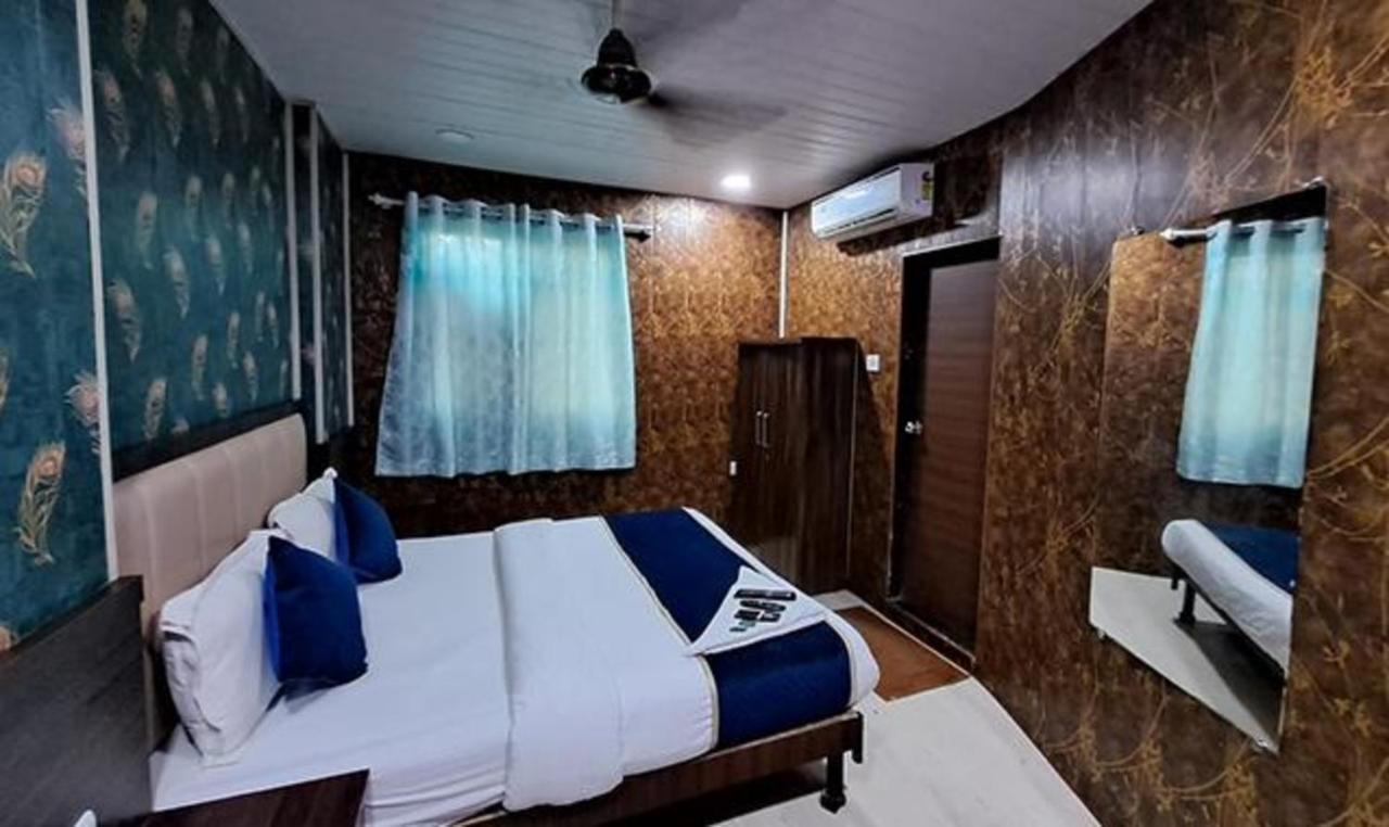 Fabexpress Ashirwad Residency Hotel Mumbai Exterior photo